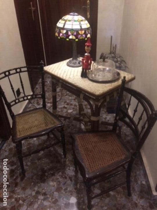 Antig&uuml;edades: Sillas y mesa - Foto 1