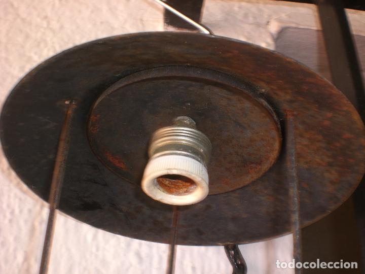 Antig&uuml;edades: LAMPARA DE JARDIN metal - Foto 2
