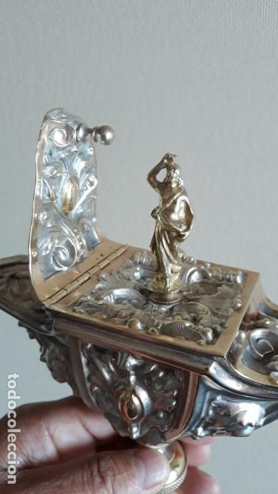 Antig&uuml;edades: Naveta antigua de coleccion - Foto 8