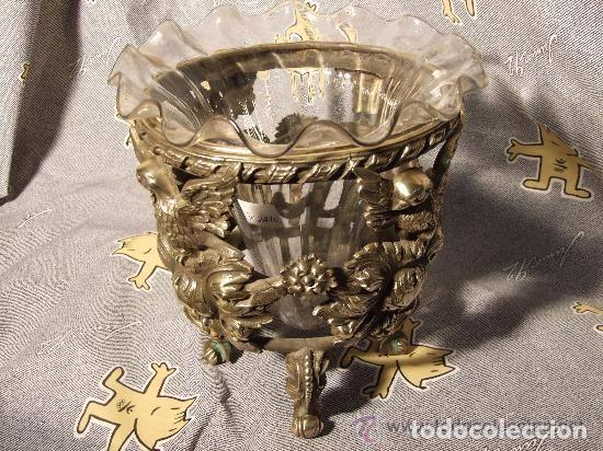Antig&uuml;edades: CENTRO BRONCE CON AGUILA Y CRISTAL S. XIX - Foto 2