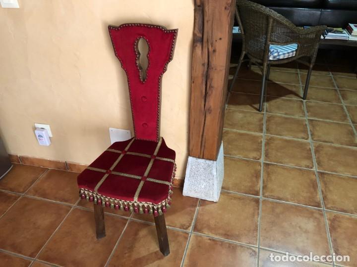 Antig&uuml;edades: Silla antigua de nogal - Foto 2