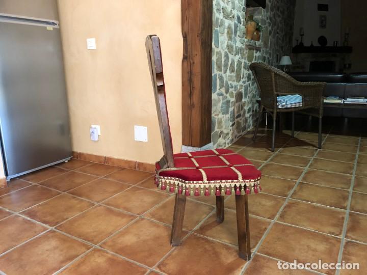 Antig&uuml;edades: Silla antigua de nogal - Foto 6