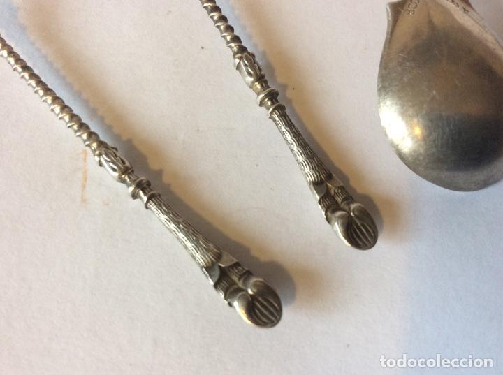 Antig&uuml;edades: Cucharillas en plata de ley 800 ml - con forma de pezu&ntilde;a - Foto 5
