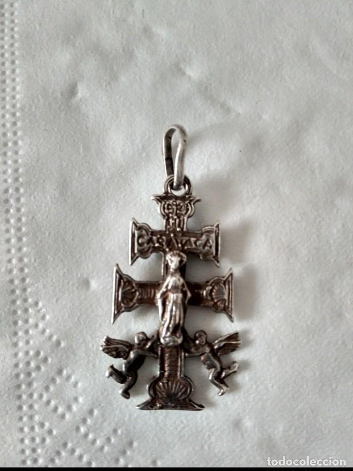 Antig&uuml;edades: cruz de caravaca en plata 3x1,5 cms - Foto 1
