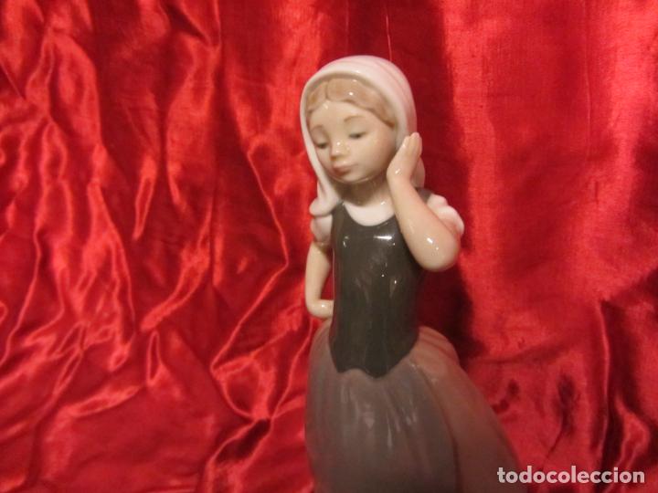 Antig&uuml;edades: LLADRO, JOVEN CAMPESINA - Foto 5