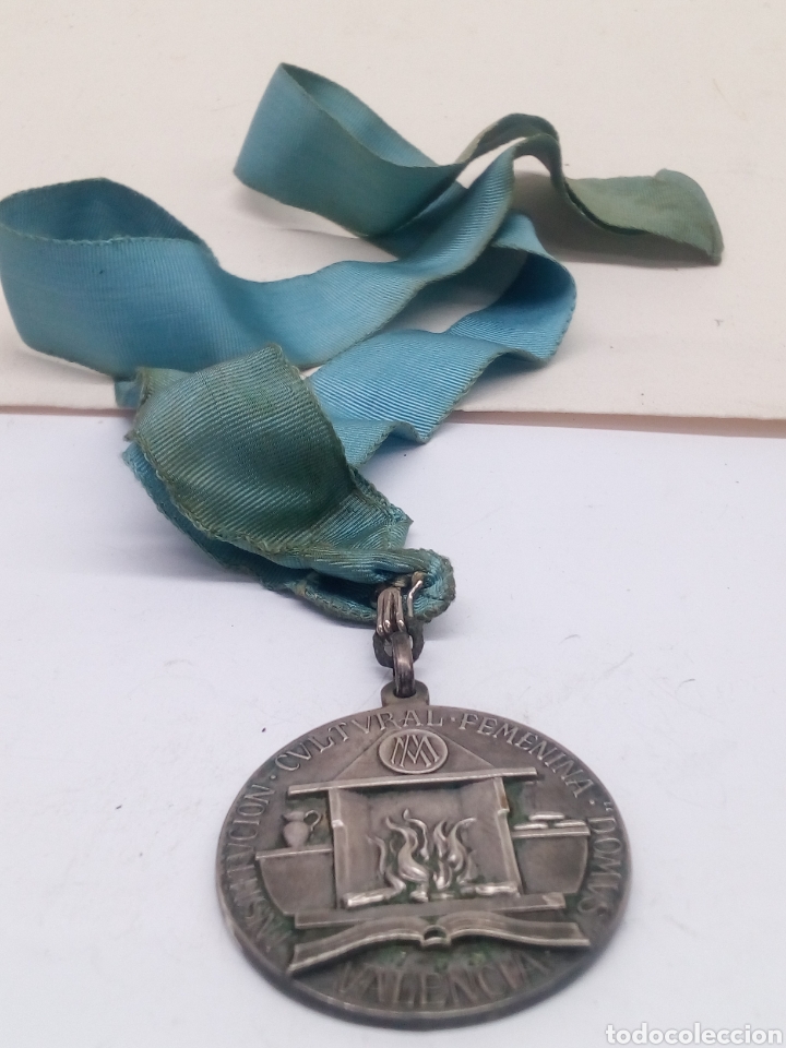 Antig&uuml;edades: Medalla de Domus plata de ley - Foto 3