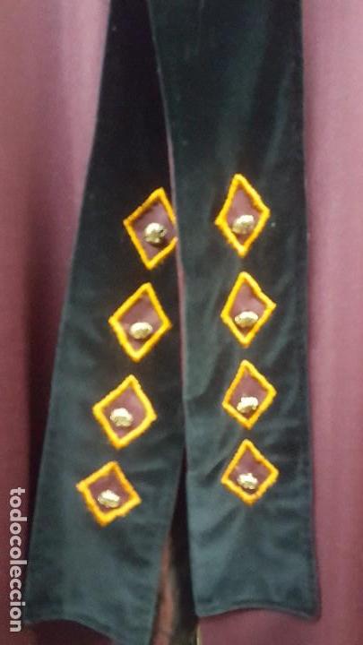 Antig&uuml;edades: Chaqueta de Baile. - Foto 2
