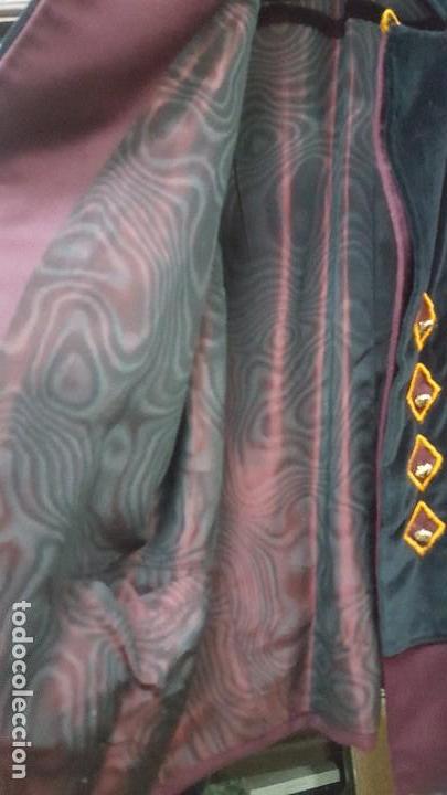 Antig&uuml;edades: Chaqueta de Baile. - Foto 4