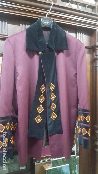 Antig&uuml;edades: Chaqueta de Baile. - Foto 1