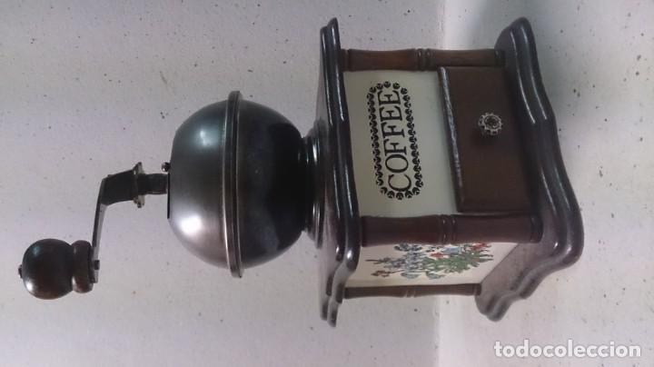 Antig&uuml;edades: Molinillo de caf&eacute; (decorativo) - Foto 5
