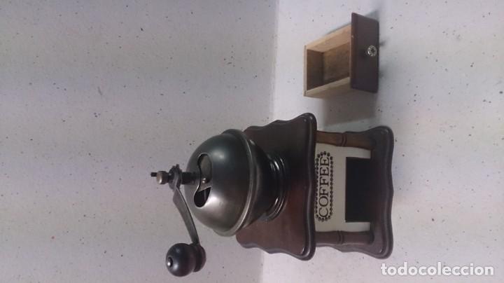 Antig&uuml;edades: Molinillo de caf&eacute; (decorativo) - Foto 6