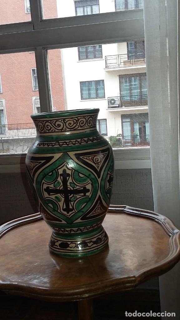 Antig&uuml;edades: CERAMICA GORRIZ JARRON - Foto 2