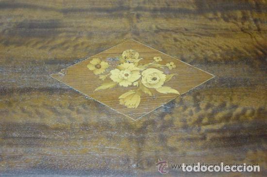 Antig&uuml;edades: BANDEJA DE CAOBA CON MARQUETERIA - Foto 4