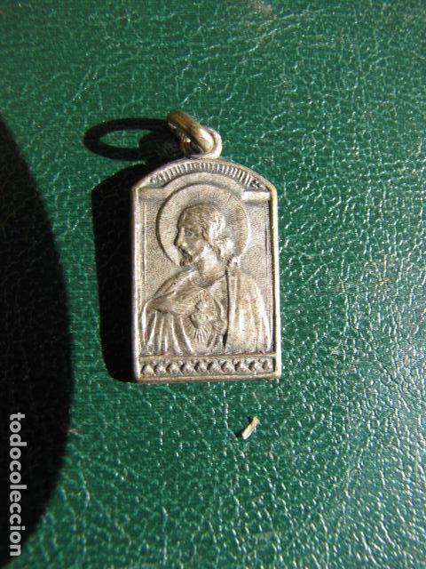 Antig&uuml;edades: Medalla Virgen del Carmen - Foto 2