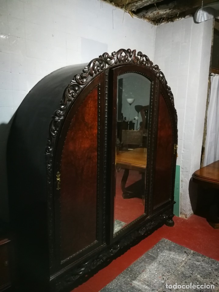 Antig&uuml;edades: Armario ropero semicircular - Foto 6