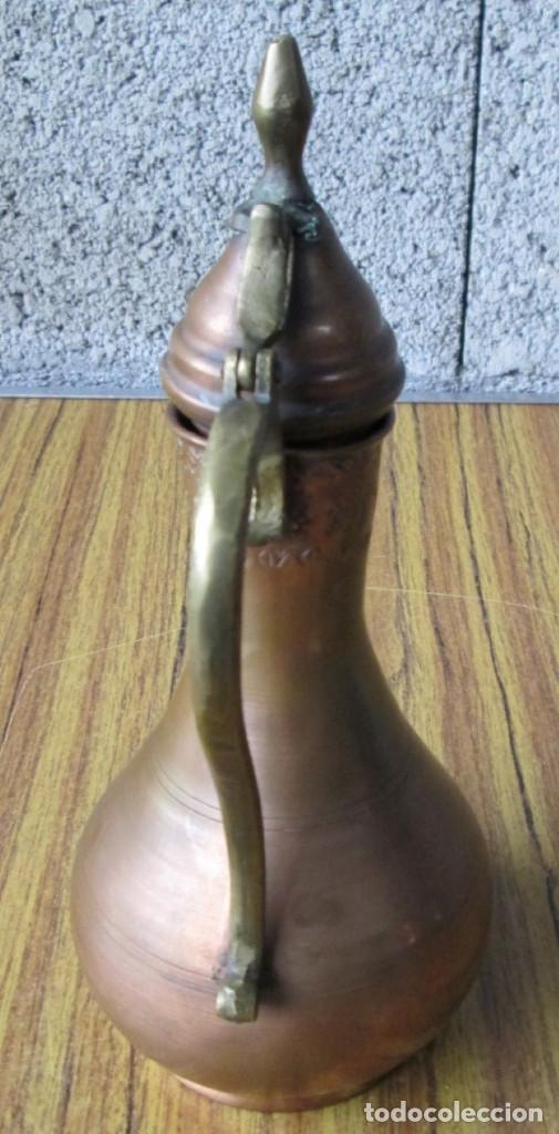 Antig&uuml;edades: TETERA ARABE - De cobre el asa de lat&oacute;n - Foto 2