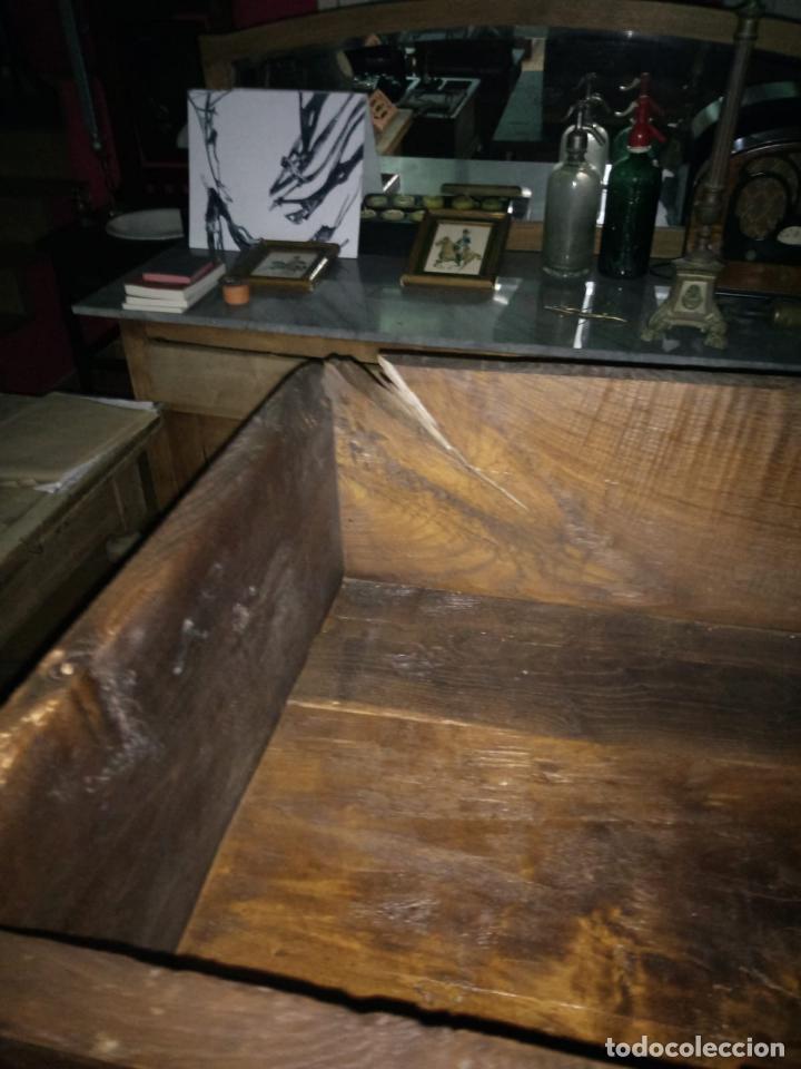 Antig&uuml;edades: Mesa r&uacute;stica muy maciza - Foto 12