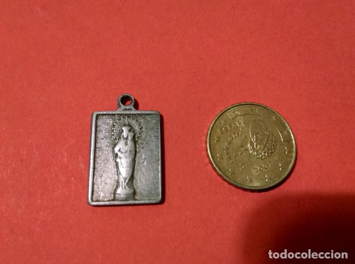 Antig&uuml;edades: Antigua medalla religiosa - Foto 1