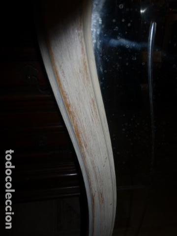 Antig&uuml;edades: ANTIGUO ESPEJO DE MADERA RESTAURADO EN BLANCO DECAPE - Foto 3