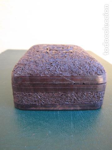 Antig&uuml;edades: Caja joyero en madera. Muy labrada - Foto 4