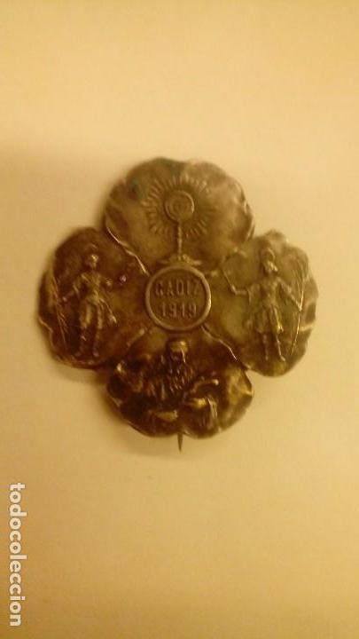 Antig&uuml;edades: Medalla broche Cadiz1919 - Foto 1