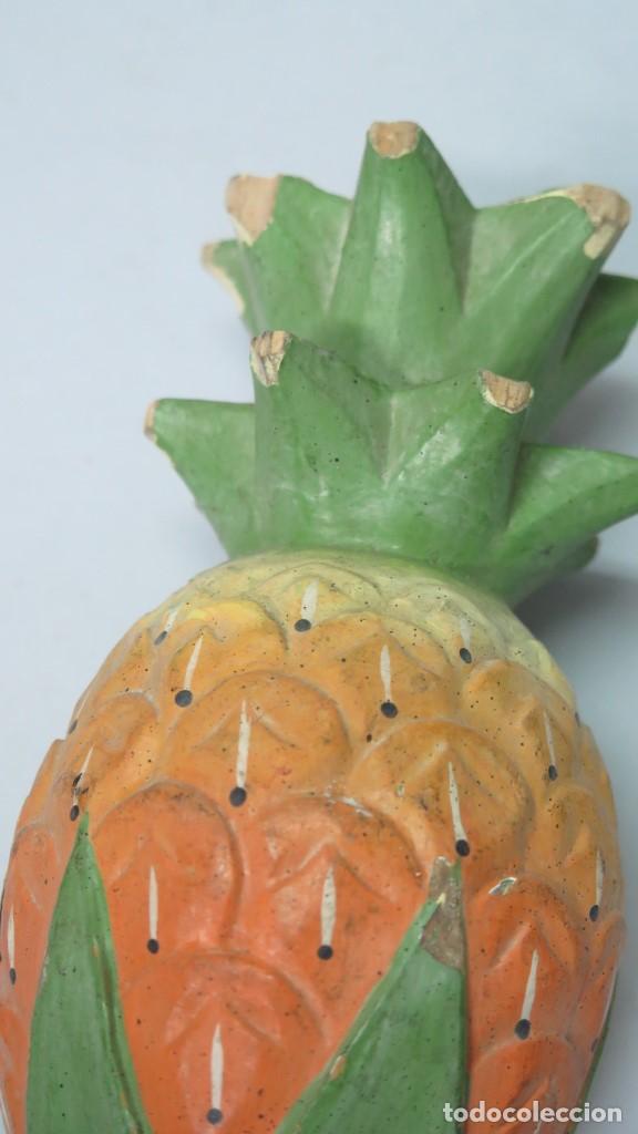 Antig&uuml;edades: PI&Ntilde;A DE MADERA TALLADA - Foto 2