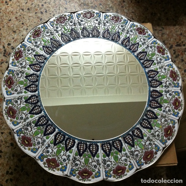 Antig&uuml;edades: Espejo hecho de ladrillos de ceramica - Foto 1
