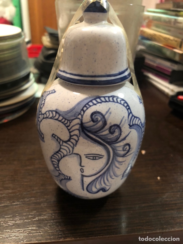 Antig&uuml;edades: Jarr&oacute;n de porcelana de 23 cm - Foto 1