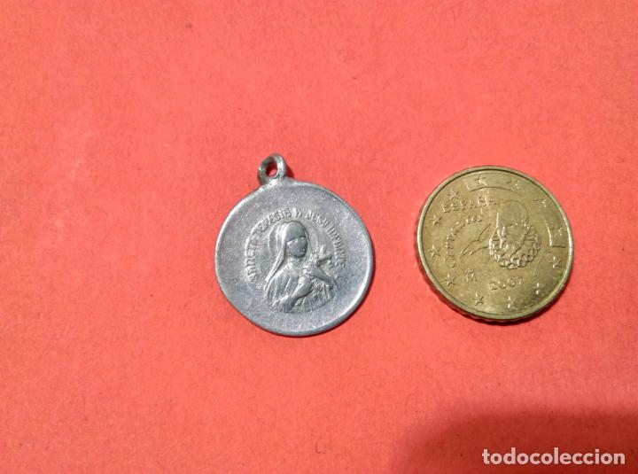 Antig&uuml;edades: Antigua medalla religiosa - Foto 2