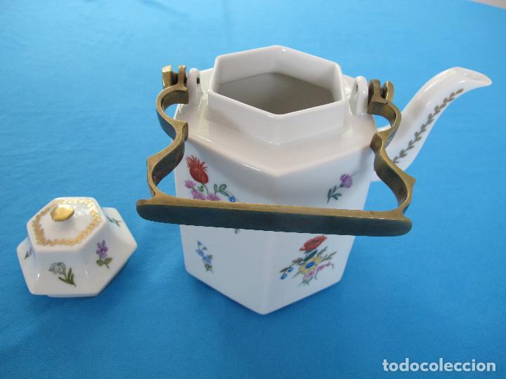 Antig&uuml;edades: Cafetera o tetera alemana con mango de metal - Foto 3