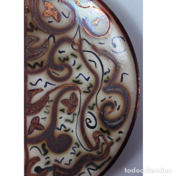 Antig&uuml;edades: Antiguo plato de reflejos de cer&aacute;mica - Foto 3
