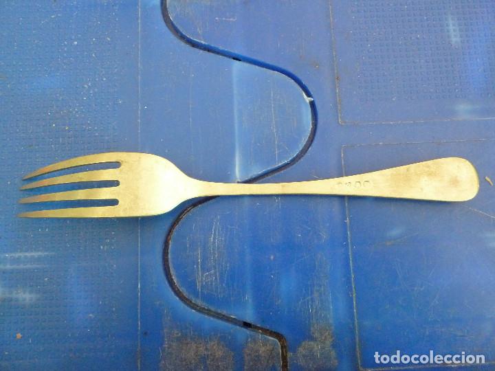 Antig&uuml;edades: TENEDORES CON SELLOS - Foto 2