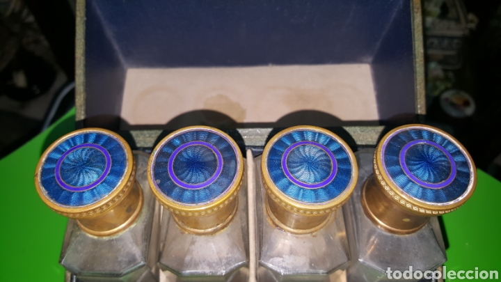 Antig&uuml;edades: ESTUCHE CON 4 PERFUMEROS CON ESMALTE - Foto 13