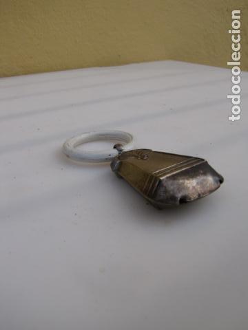 Antig&uuml;edades: Sonajero modernista - Foto 3