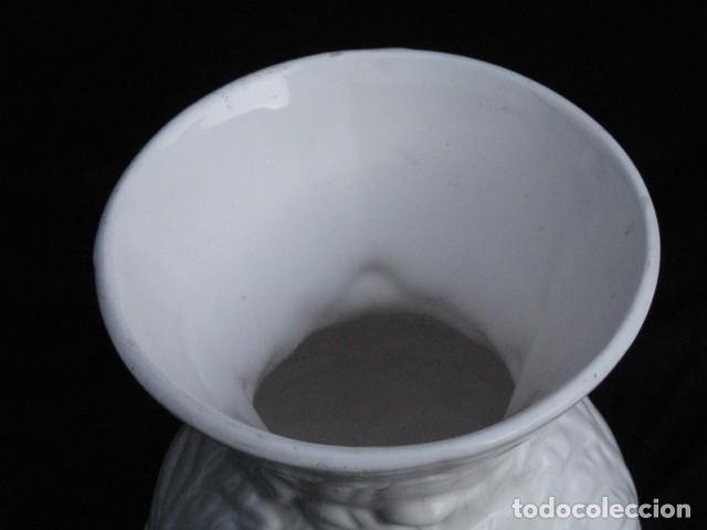 Antig&uuml;edades: JARR&Oacute;N DE PORCELANA. PROBABLEMENTE MANISES. - Foto 3