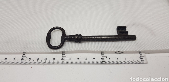 Antig&uuml;edades: Llave de forja - car127 - Foto 1