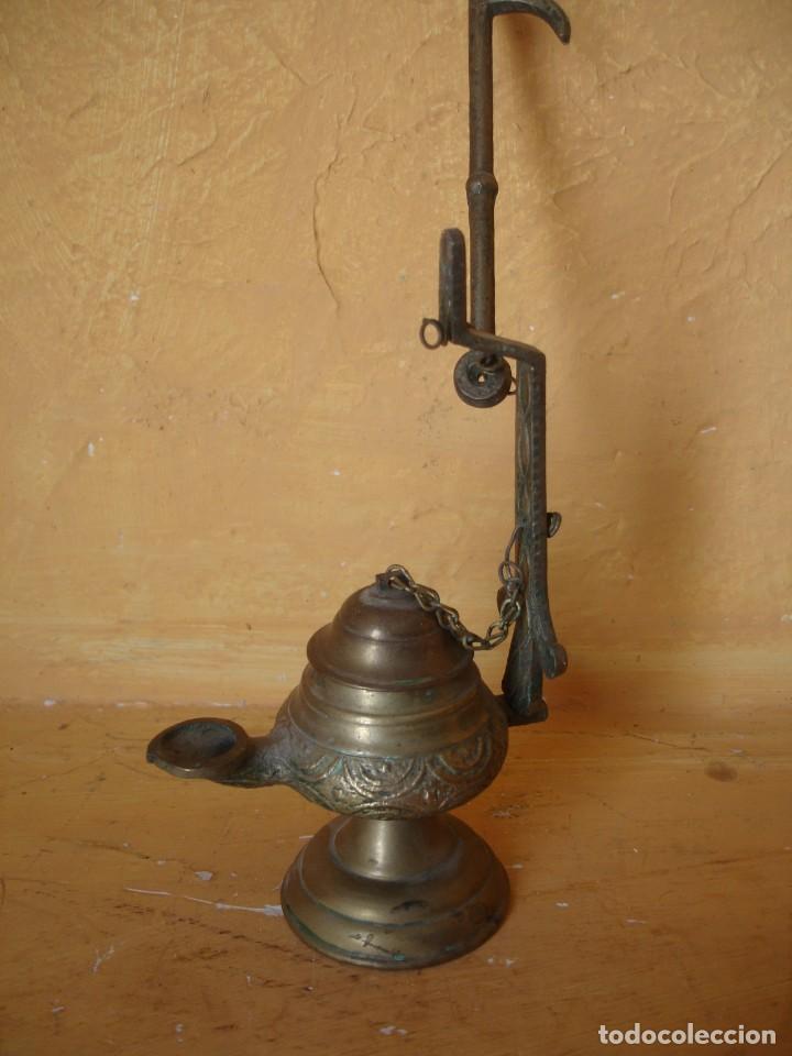 Antig&uuml;edades: CANDIL ANTIGUO PERSA DE BRONCE 32CM - Foto 1