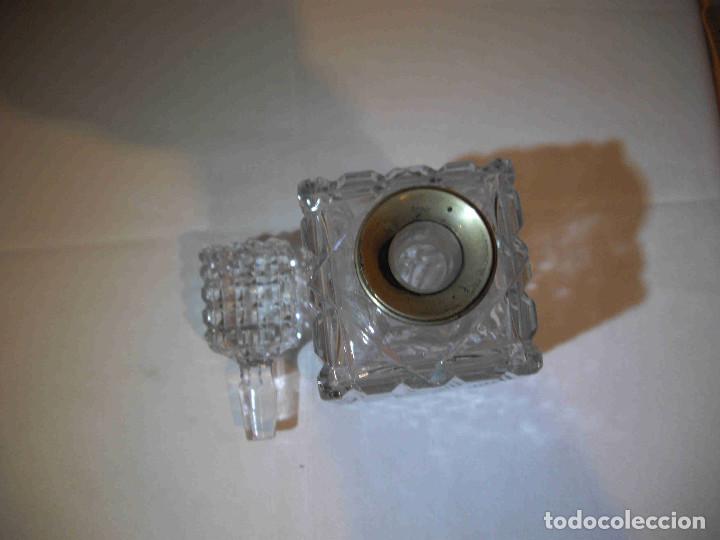 Antig&uuml;edades: BOTELLA CRISTAL TALLA CUELLO PLATA - Foto 6