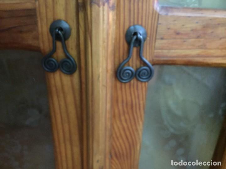 Antig&uuml;edades: VITRINA MADERA MACIZA HECHA A MANO - Foto 5