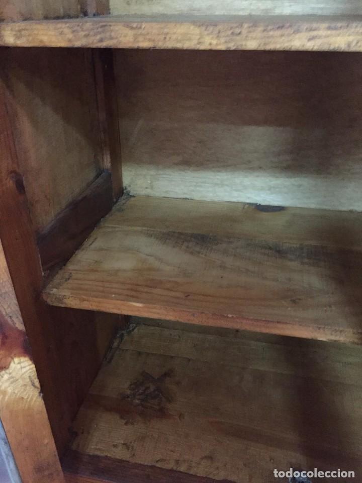 Antig&uuml;edades: VITRINA MADERA MACIZA HECHA A MANO - Foto 7