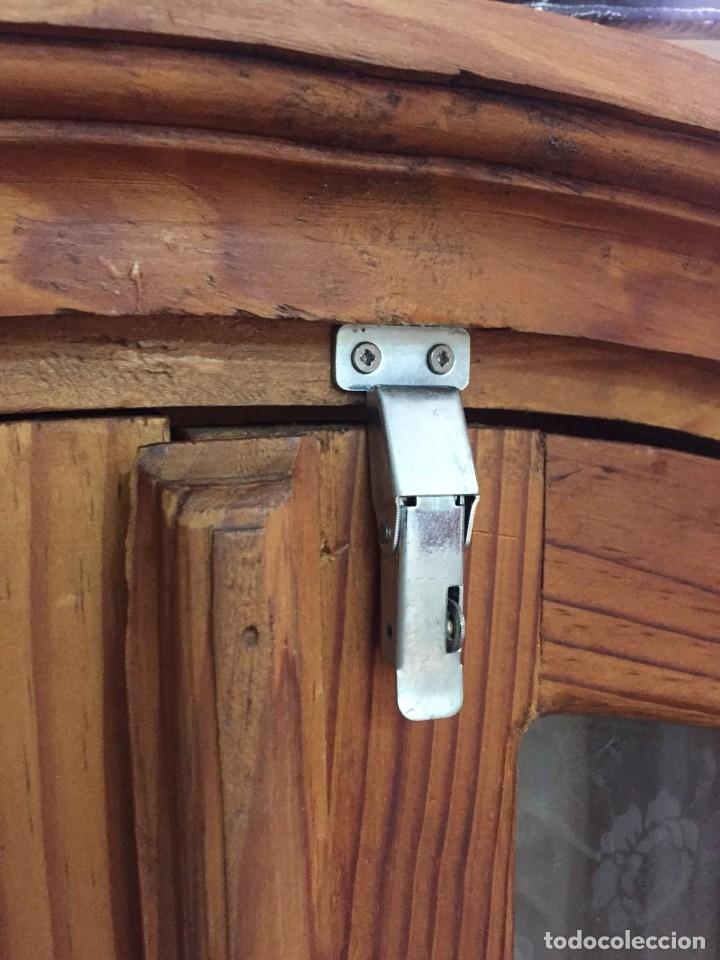 Antig&uuml;edades: VITRINA MADERA MACIZA HECHA A MANO - Foto 13