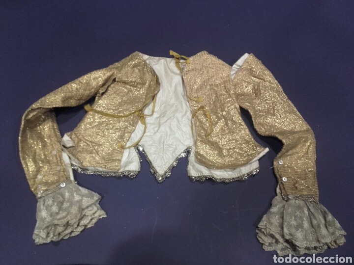 Antigüedades: Magnífico vestido formado por falda y jubón para imagen vestidera en lamé e hilos dorados. S. XVIII. - Foto 7 - 252568760