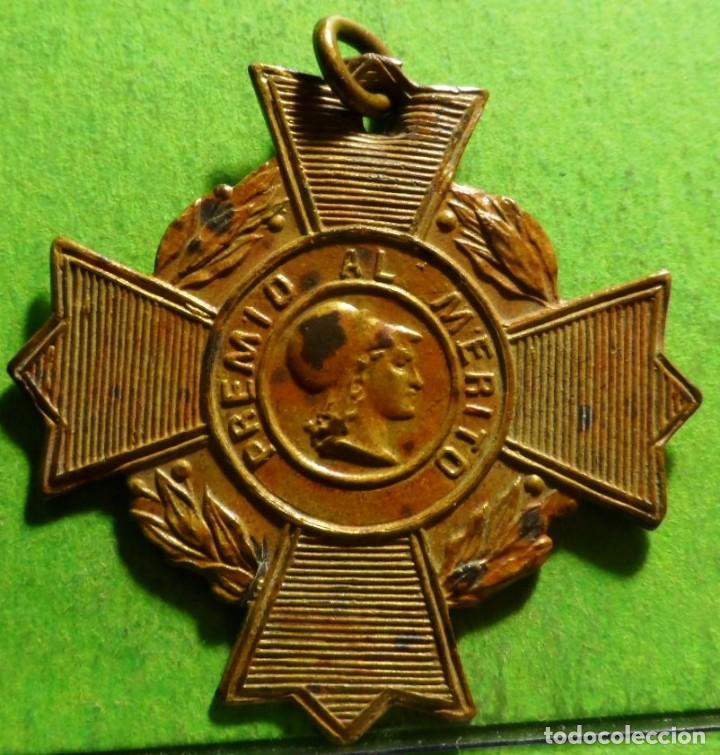 Antig&uuml;edades: MEDALLA AL MERITO - Foto 1
