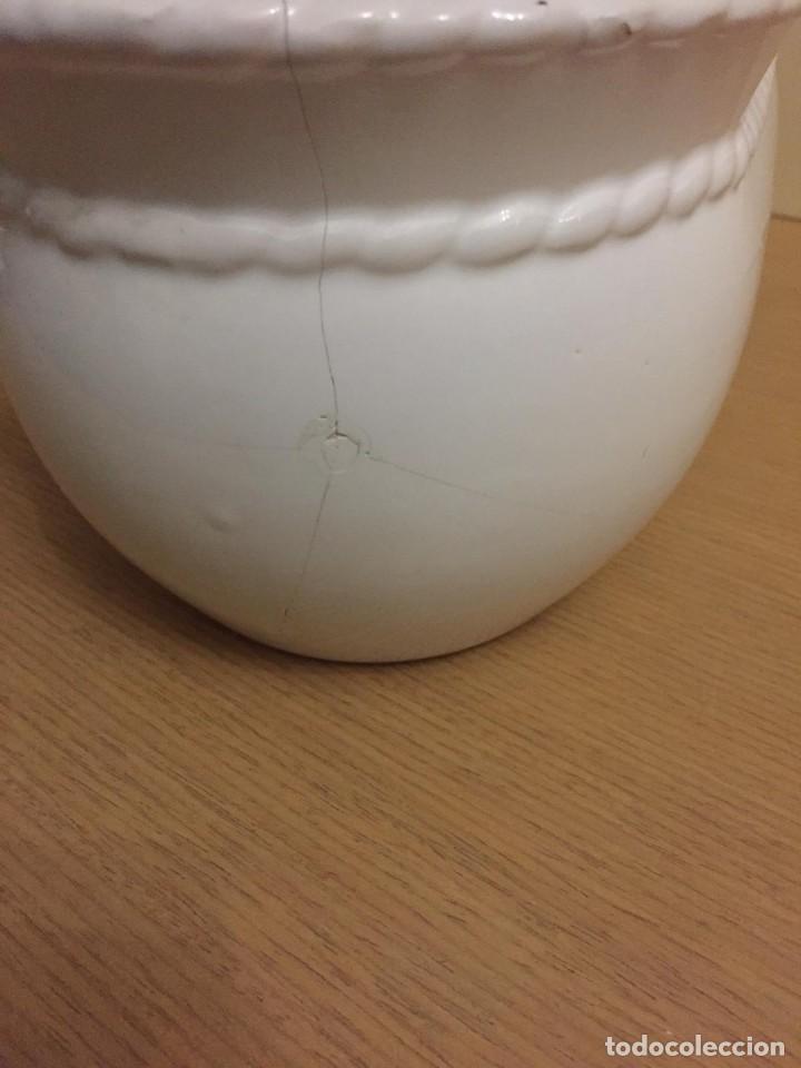Antig&uuml;edades: MACETERO PORCELANA BLANCA CON FORMA DE CESTA - Foto 3