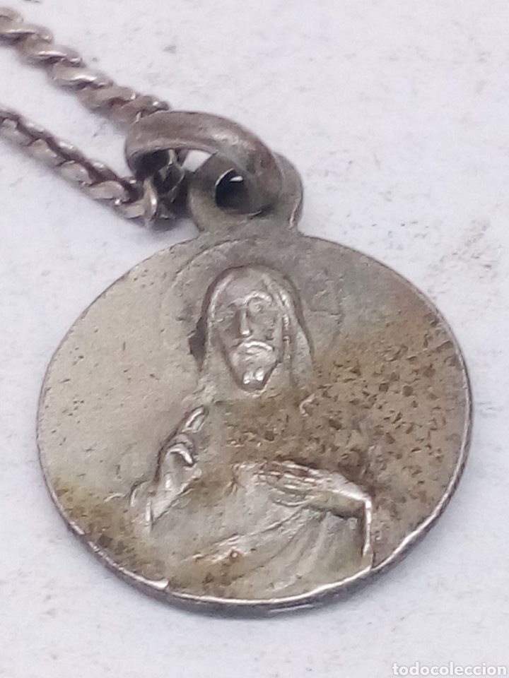 Antig&uuml;edades: Gargantilla con medalla plata religiosa - Foto 3