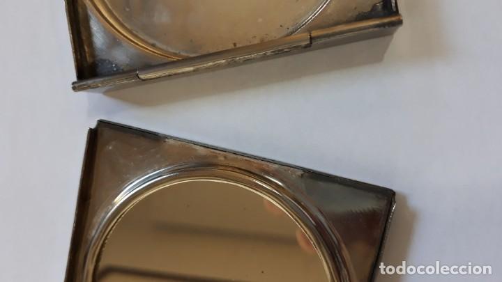 Antig&uuml;edades: Polvera de metal plateado - Foto 6