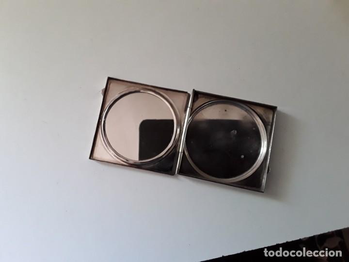 Antig&uuml;edades: Polvera de metal plateado - Foto 7