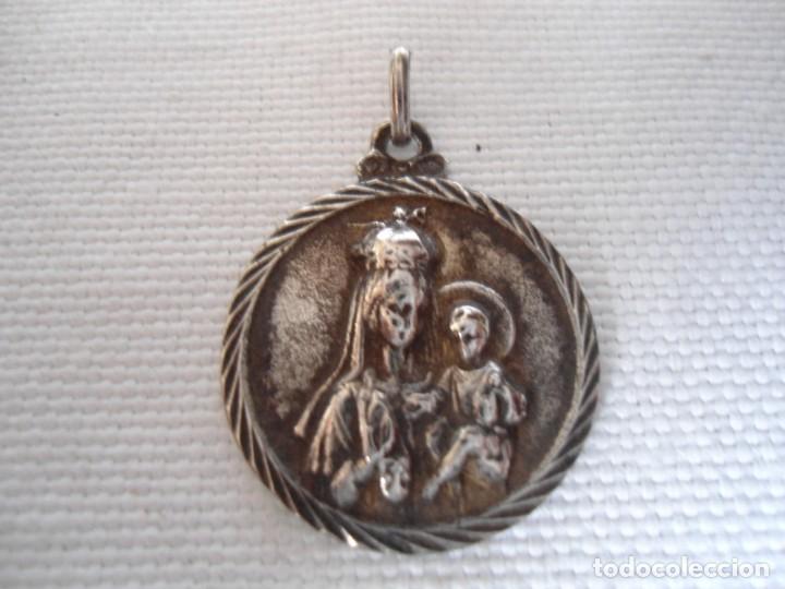 Antig&uuml;edades: MEDALLA DE PLATA DE VIRGEN CON NI&Ntilde;O - Foto 1