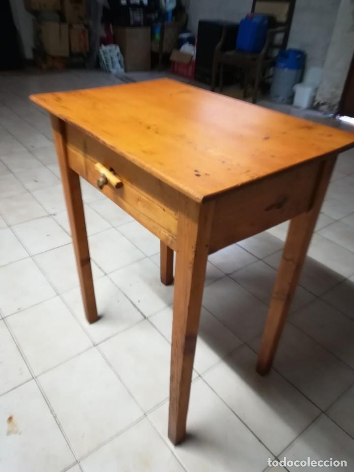 Antig&uuml;edades: MESA TOCINERA