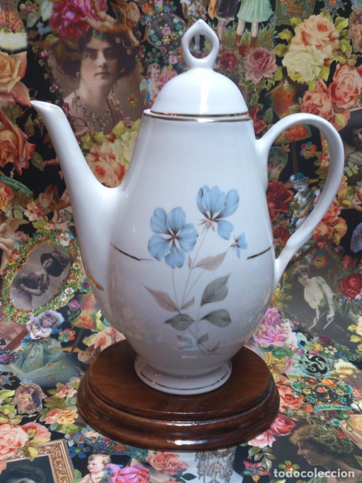 Antig&uuml;edades: cafetera de porcelana numerada - Foto 1